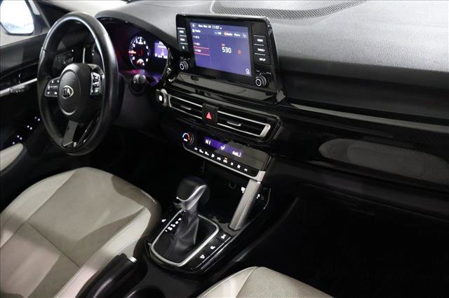 Used 2021 Kia Seltos EX image 27