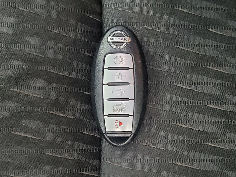 Used 2018 Nissan Rogue SV FWD image 32