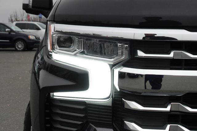 Used 2022 Chevrolet Silverado 1500 LTZ w/ LTZ Convenience Package II image 3