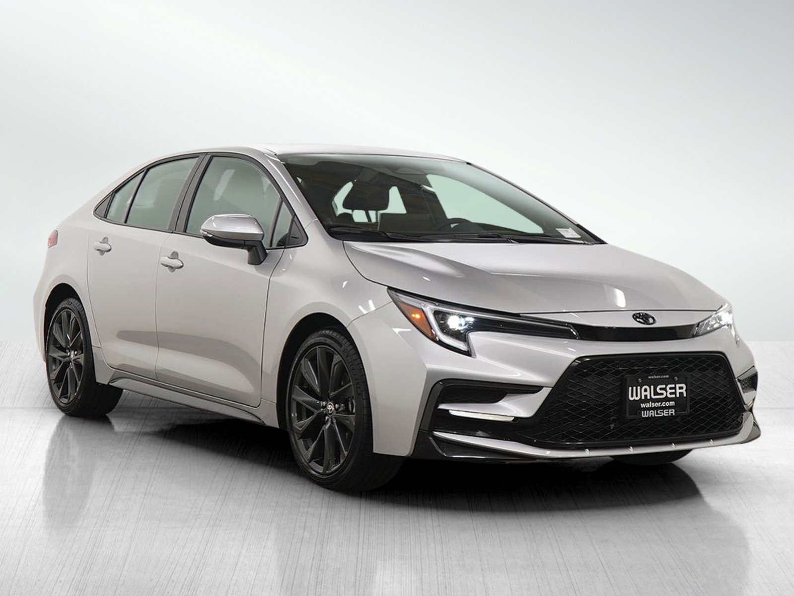 Used 2025 Toyota Corolla XSE image 7