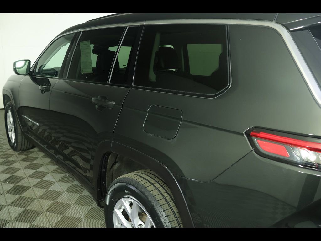Used 2022 Jeep Grand Cherokee L Limited image 19