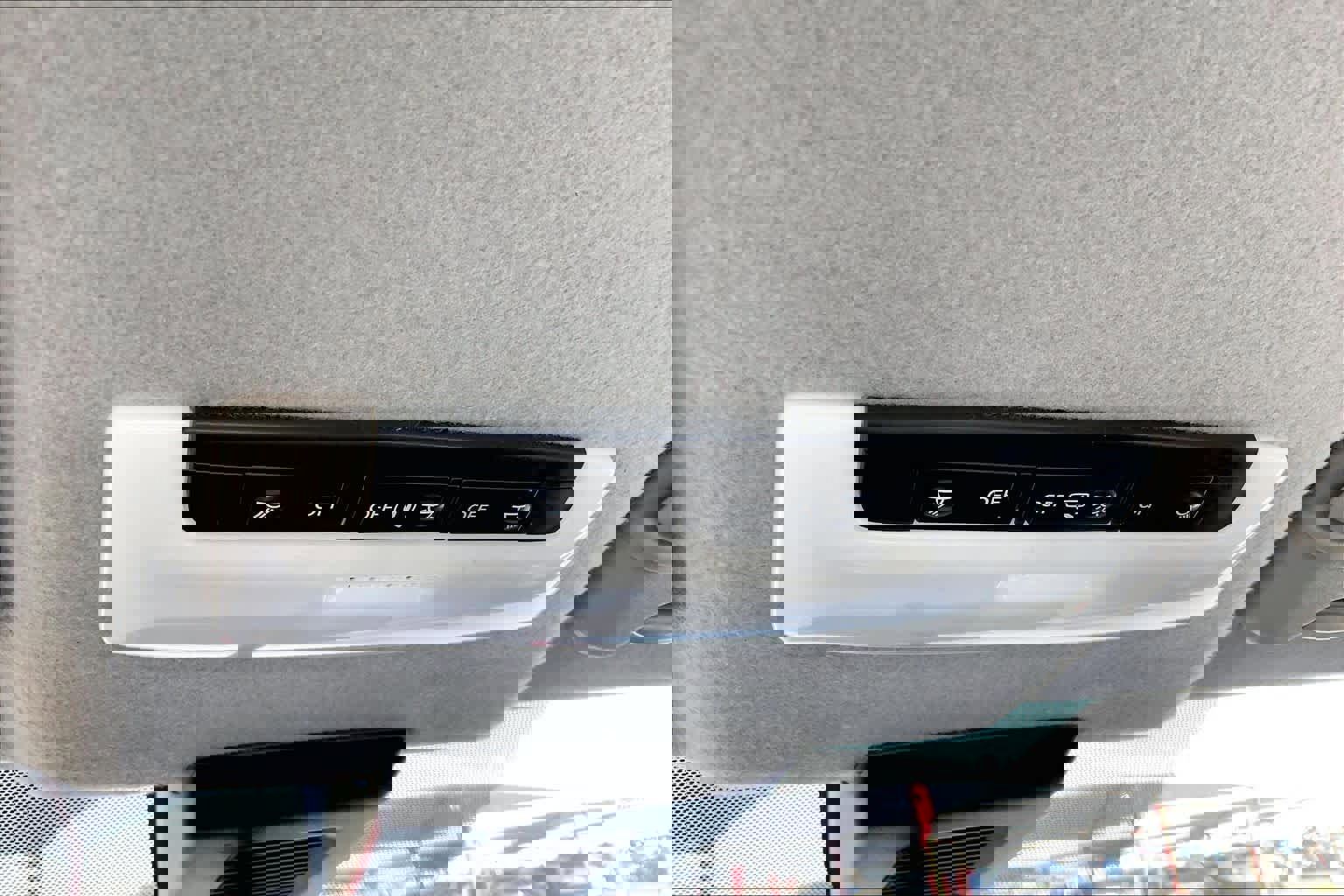 Used 2023 Nissan Kicks SR image 36