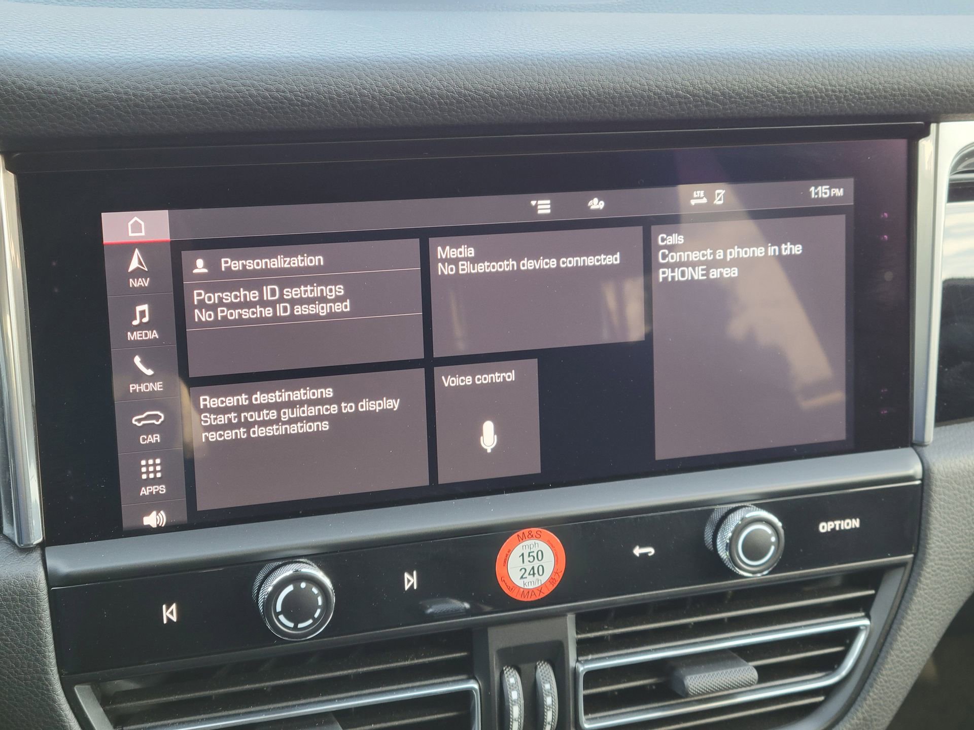 Used 2025 Porsche Macan image 17