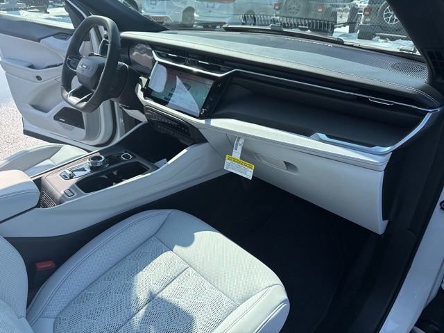 New 2026 Jeep Cherokee Overland image 28