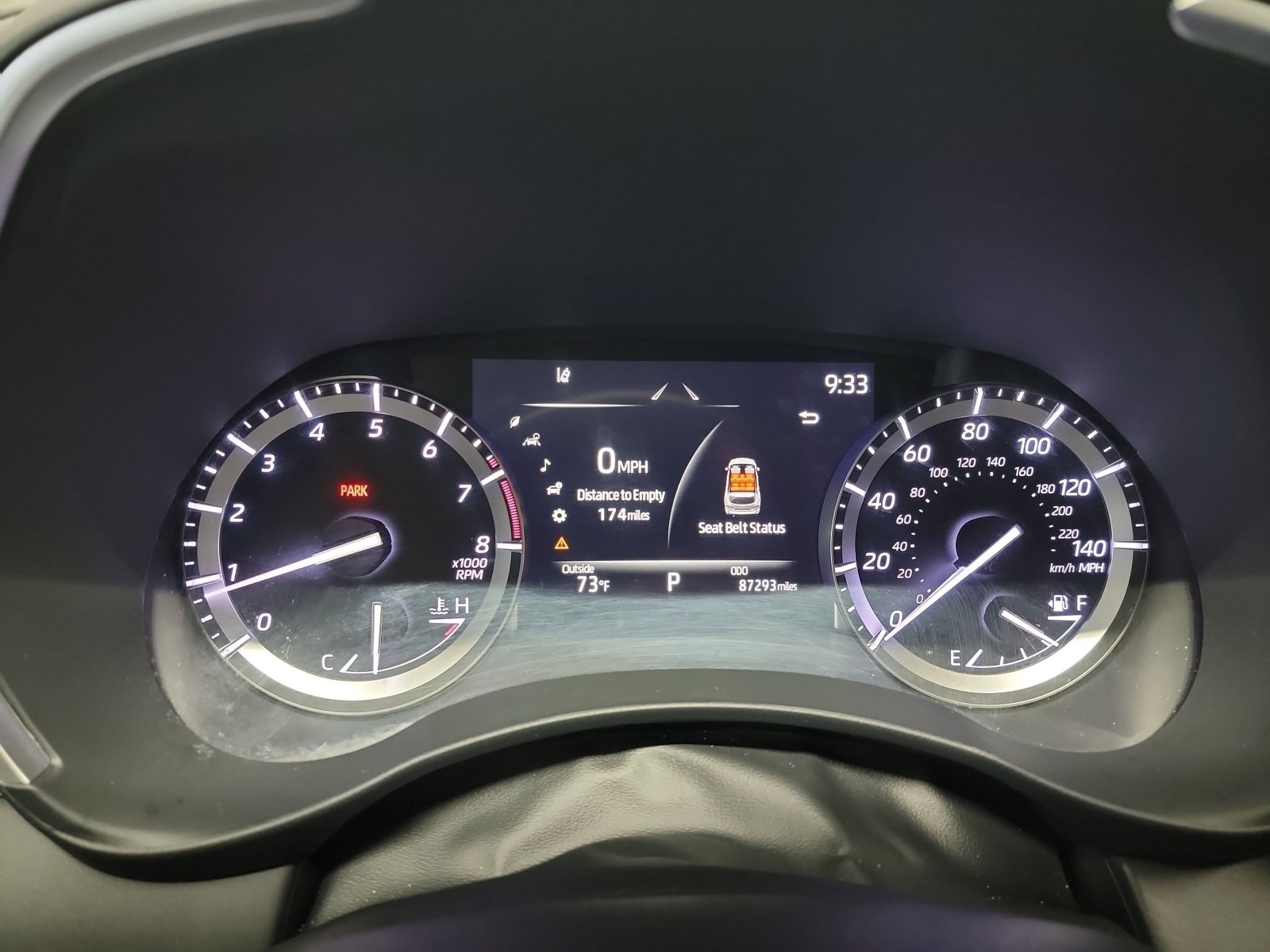 Used 2022 Toyota Highlander XLE AWD/4WD image 18