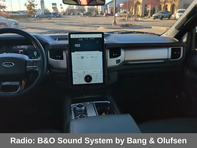 Used 2022 Ford Expedition Timberline image 4