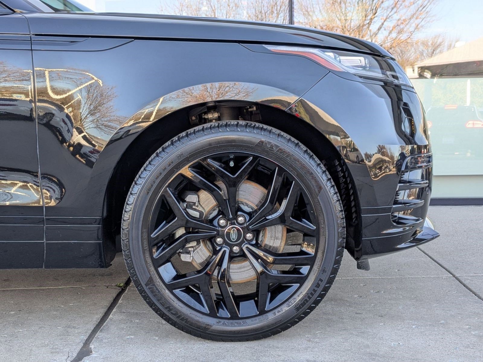 Used 2023 Land Rover Range Rover Velar HST image 11