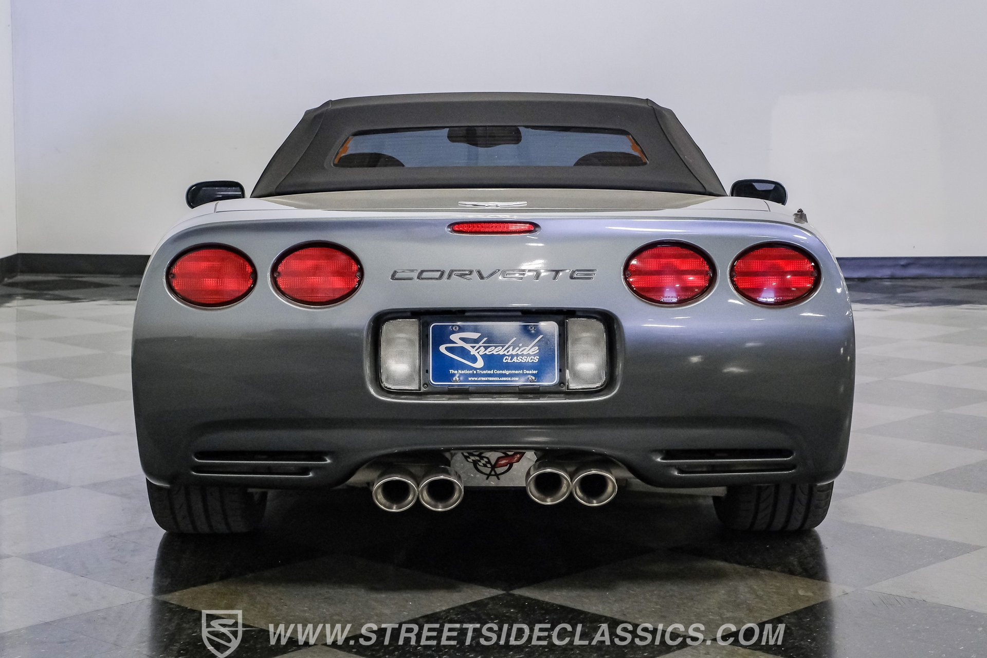 Used 2003 Chevrolet Corvette Convertible w/ Preferred Equipment Group1 RWD image 11
