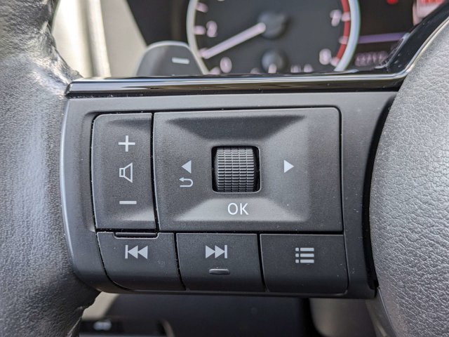 Used 2023 Nissan Rogue SV w/ SV Premium B Package FWD image 27