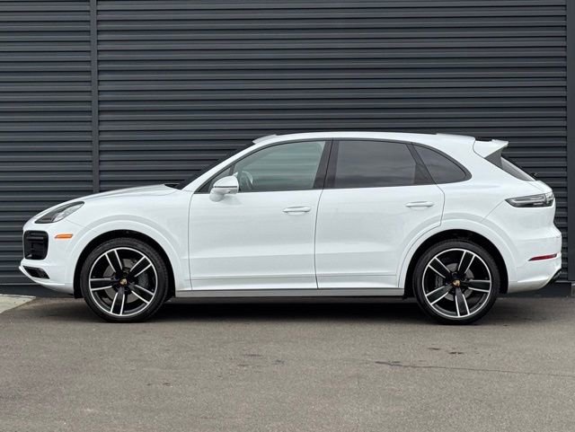 Certified 2023 Porsche Cayenne S Platinum image 2
