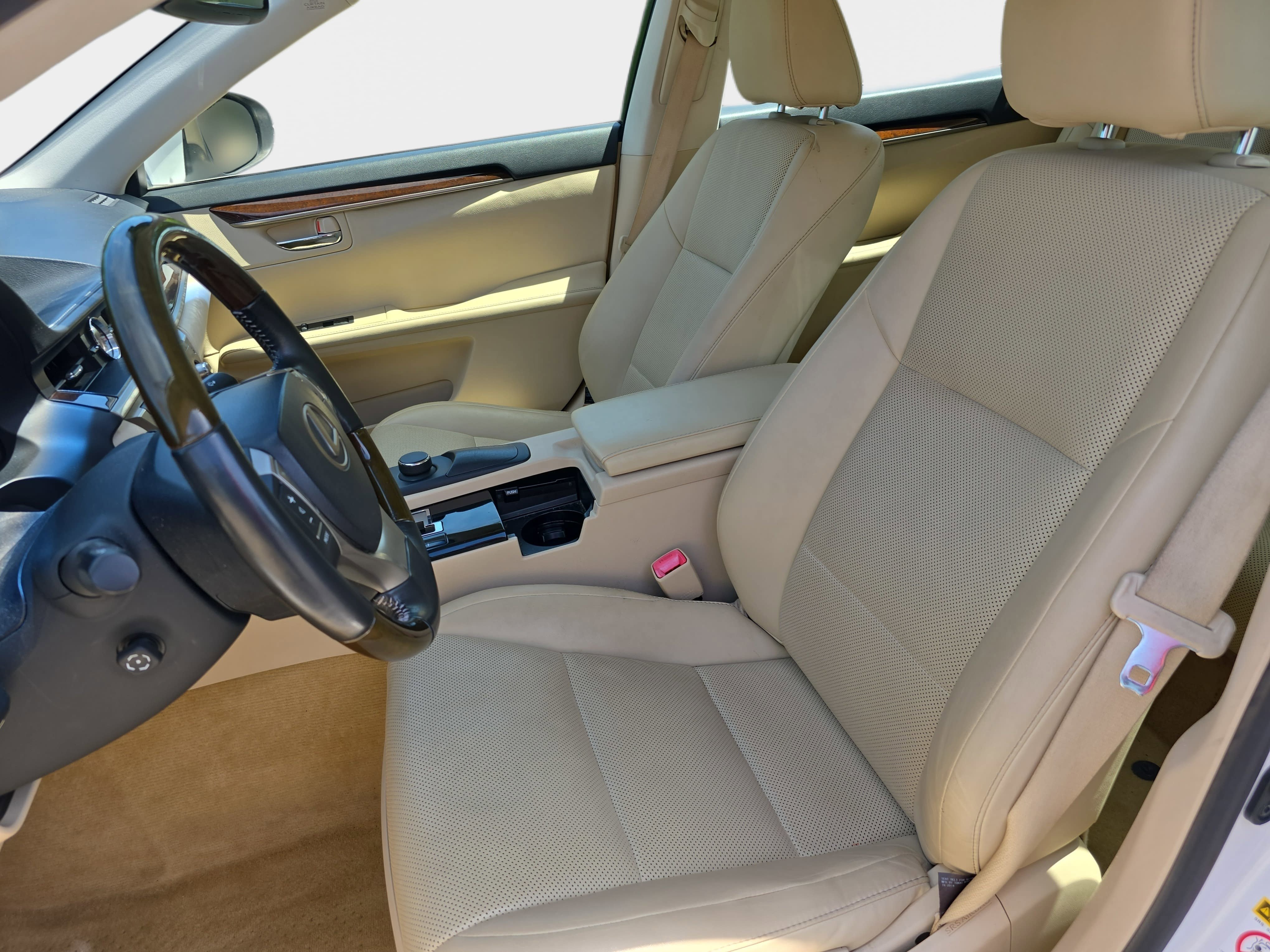 Used 2014 Lexus ES 350 w/ Premium Package FWD image 14
