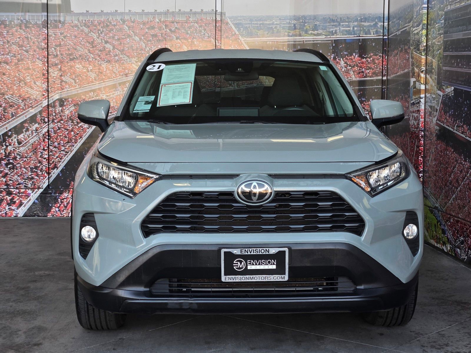 Used 2021 Toyota RAV4 XLE w/ XLE Grade Weather Package image 3