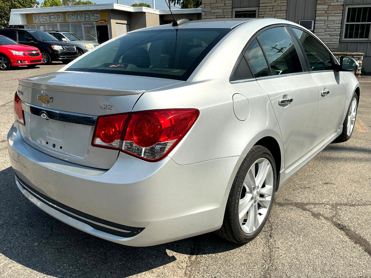 Used 2015 Chevrolet Cruze LTZ w/ Sun, Sound and Sport Package image 3