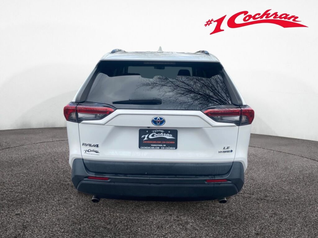 Used 2020 Toyota RAV4 LE w/ Carpet Mat Package image 18
