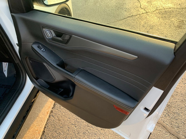 Used 2023 Ford Escape Active image 12