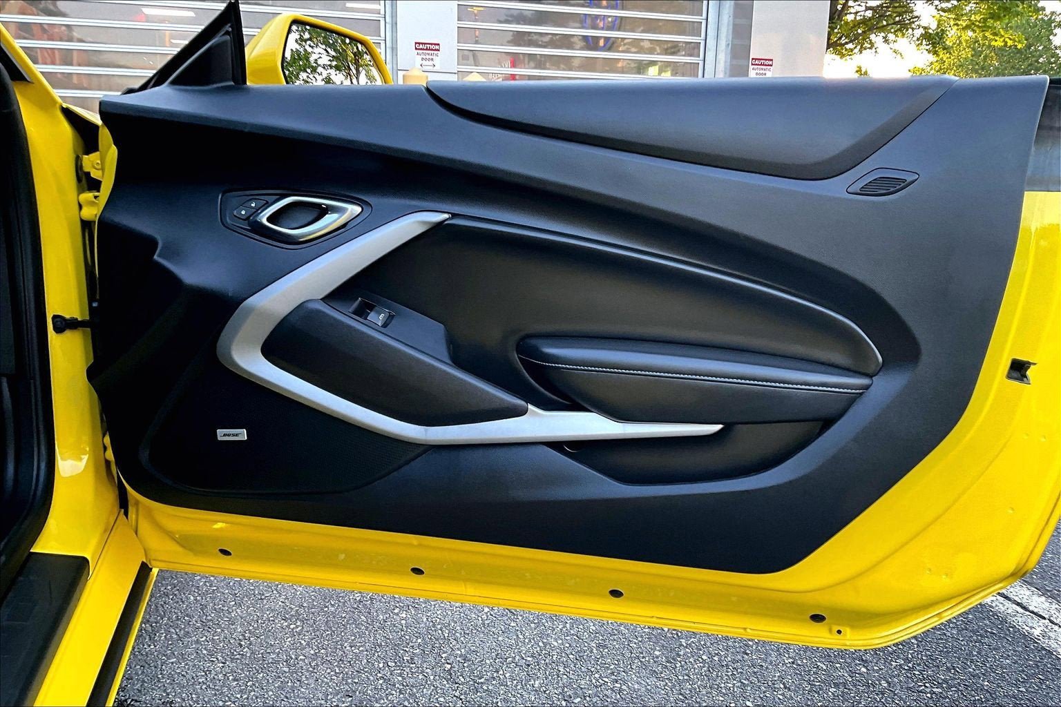 Used 2018 Chevrolet Camaro LT w/ Technology Package RWD image 21