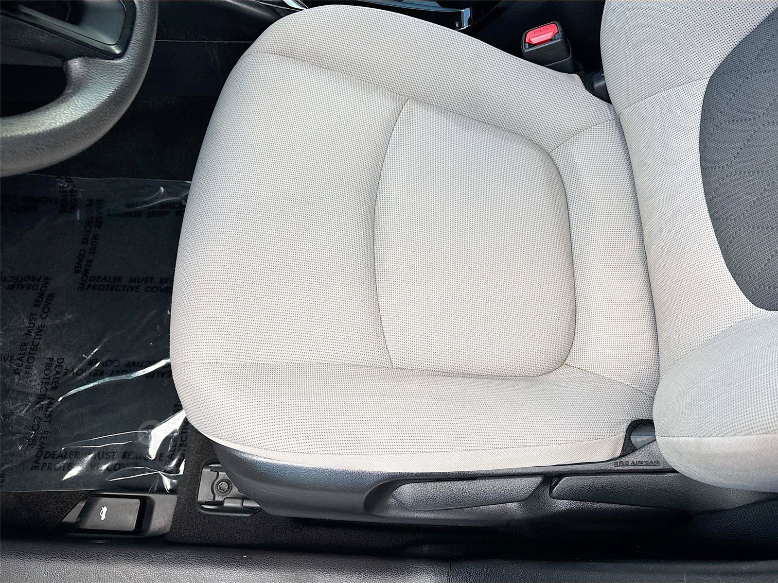 Used 2022 Toyota Corolla LE FWD image 19