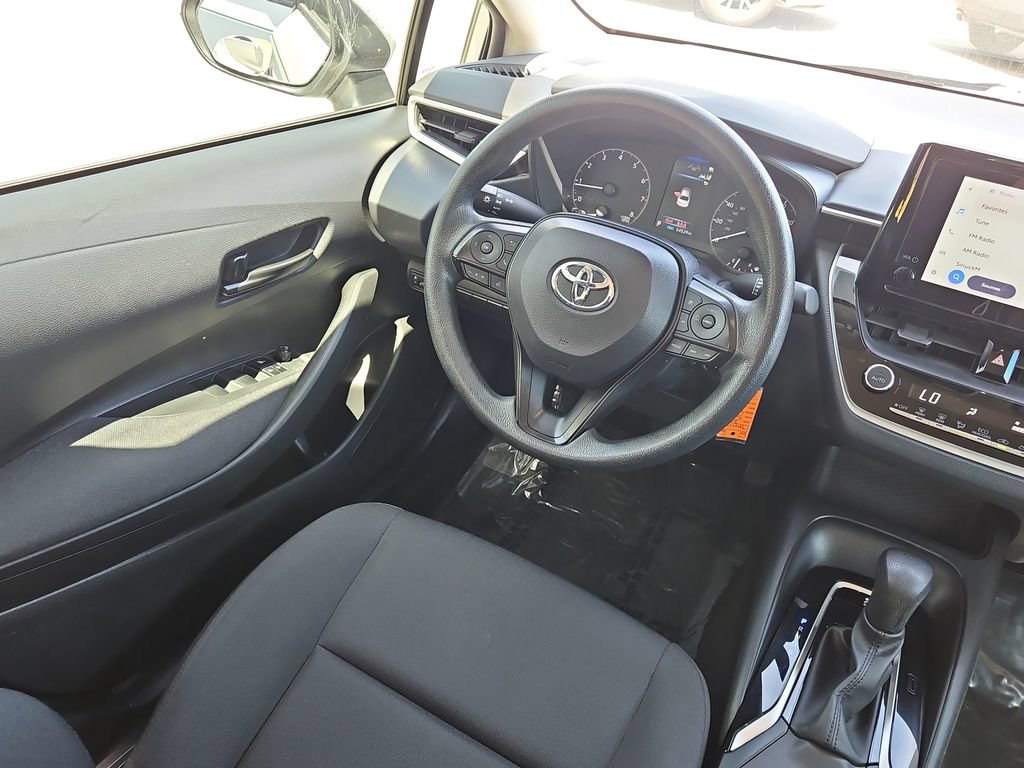 Used 2023 Toyota Corolla LE FWD image 8