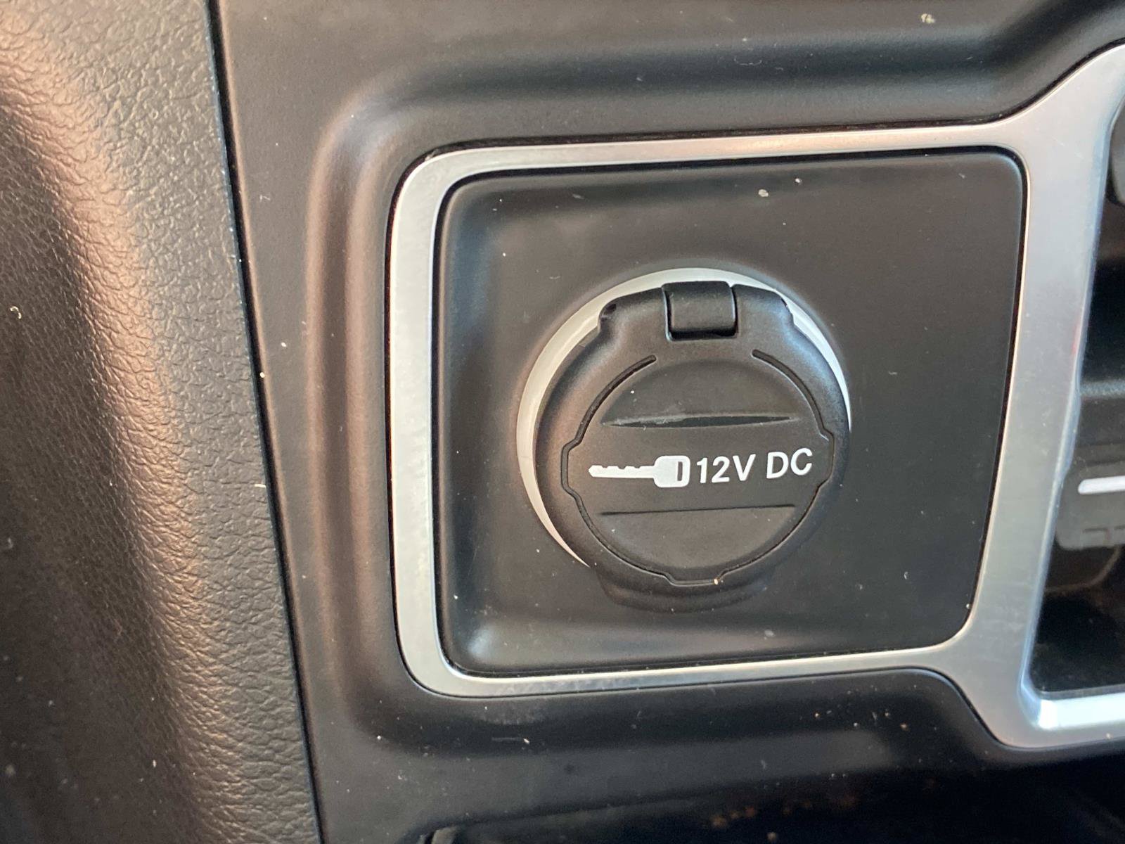 Used 2020 Jeep Gladiator Overland AWD/4WD image 25