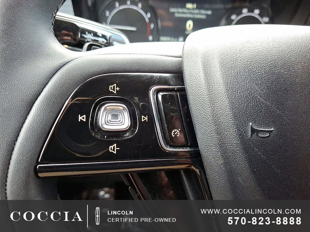 Used 2022 Lincoln Corsair AWD w/ Equipment Group 101A image 21