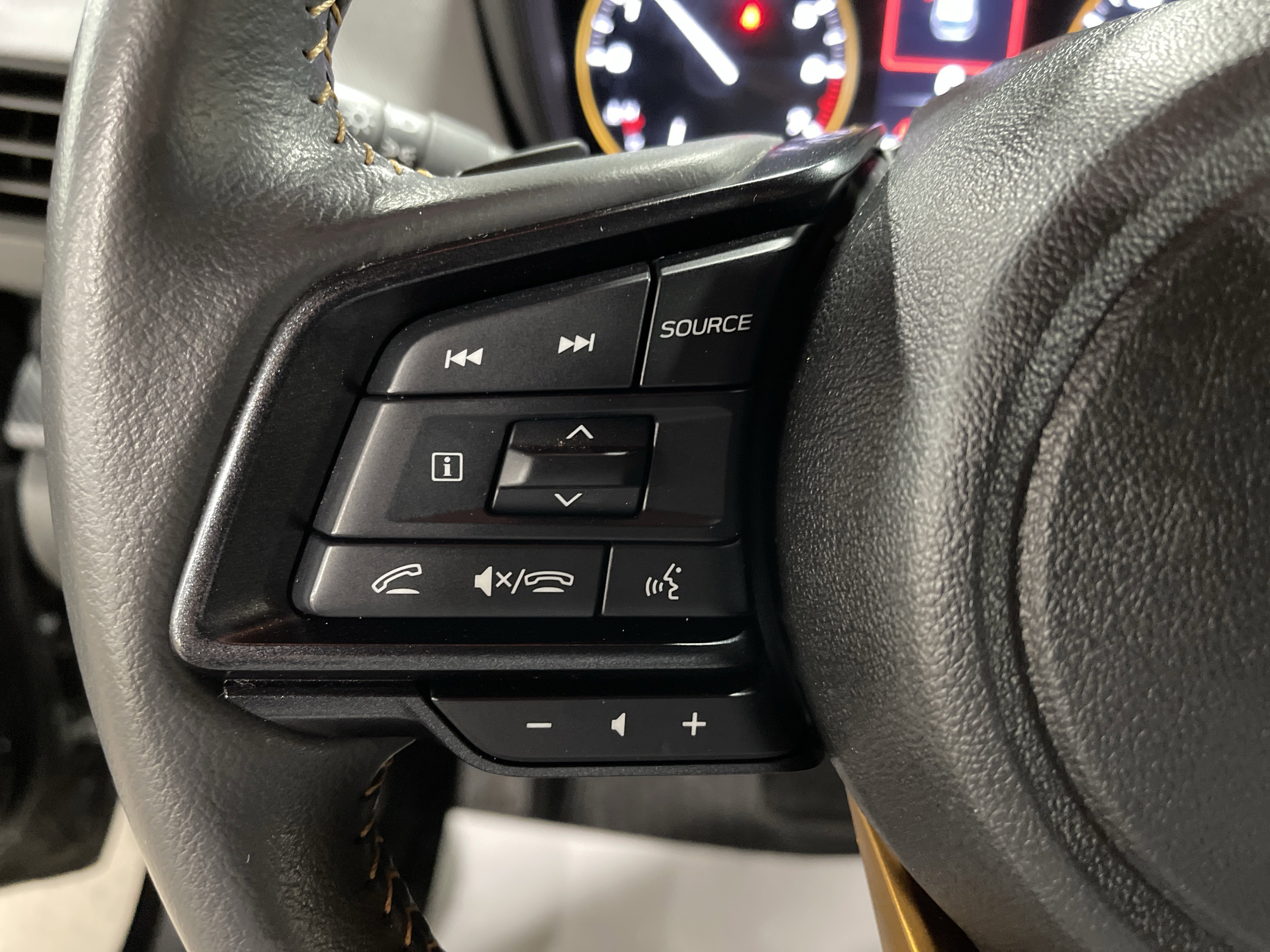 Used 2024 Subaru Crosstrek 2.5i Wilderness w/ Crosstrek Mirror Package image 20