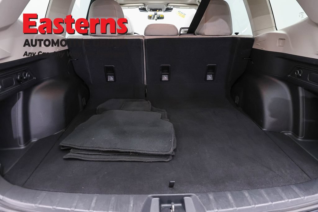Used 2023 Subaru Forester Premium AWD/4WD image 9