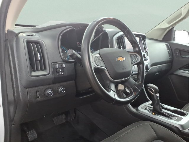 Used 2022 Chevrolet Colorado LT w/ Safety Package AWD/4WD image 13