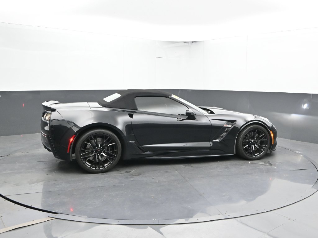 Used 2019 Chevrolet Corvette Z06 RWD image 12