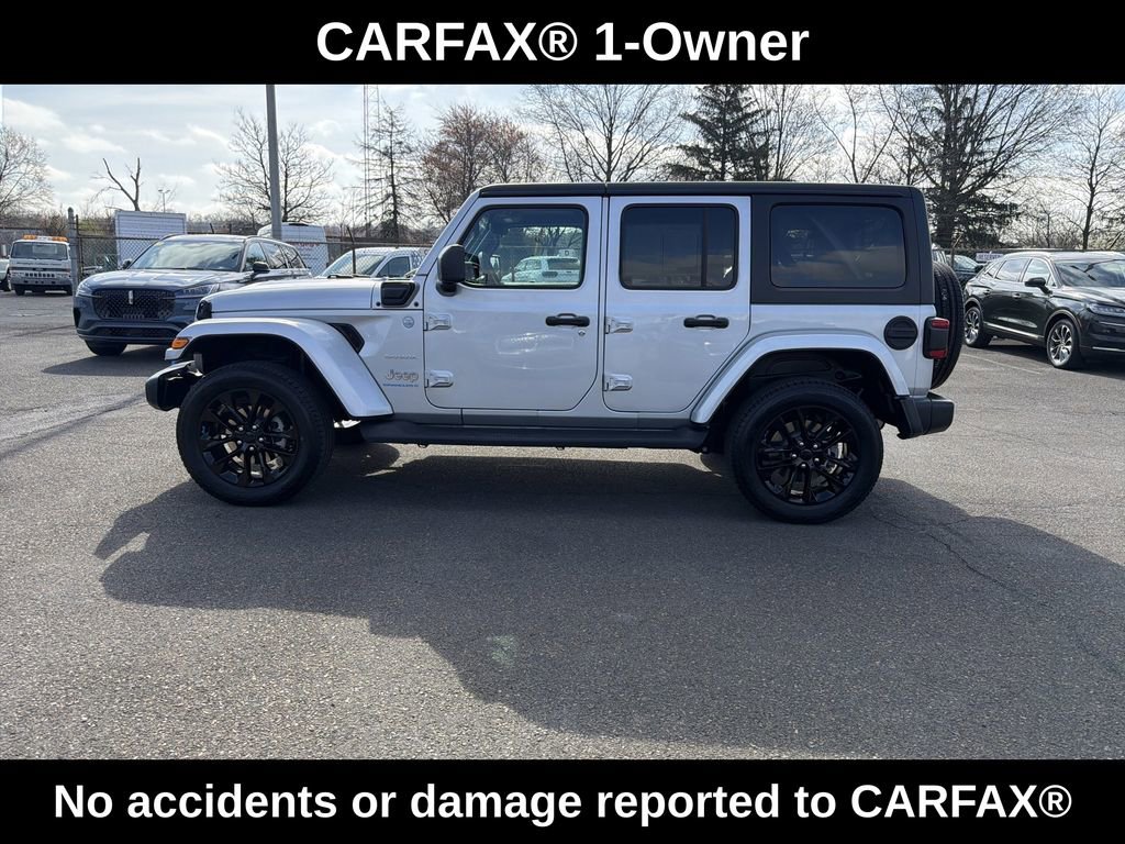 Used 2023 Jeep Wrangler Unlimited Sahara w/ Cold Weather Group AWD/4WD image 2