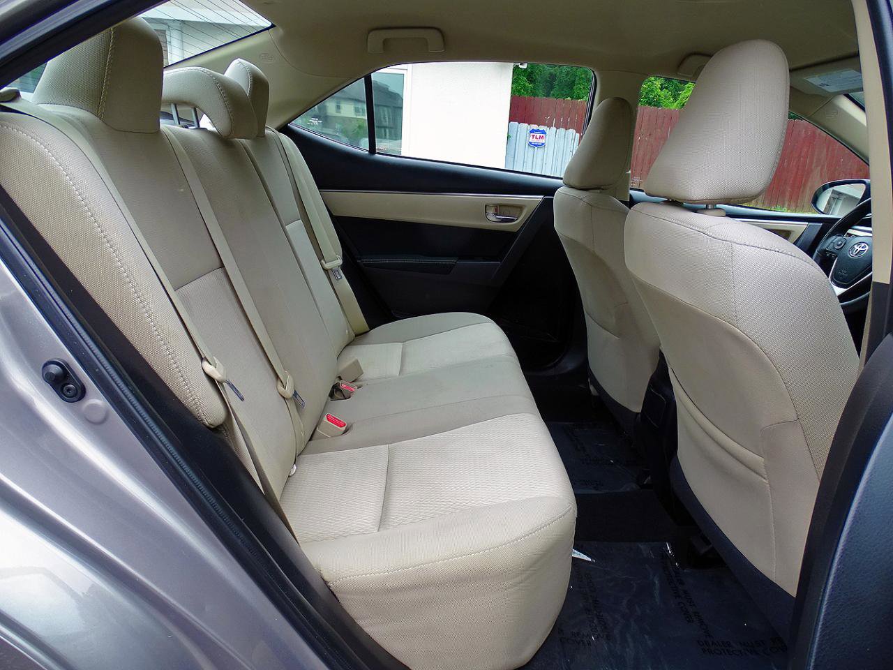 Used 2014 Toyota Corolla LE FWD image 37