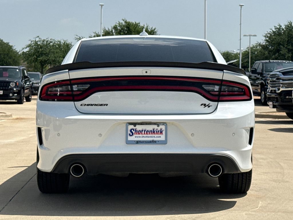 Used 2022 Dodge Charger R/T w/ Blacktop Package RWD image 7