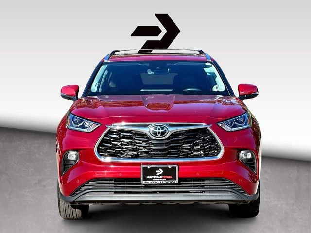New 2025 Toyota Highlander Limited image 3