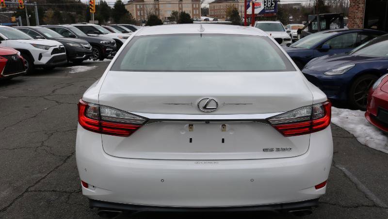 Used 2018 Lexus ES 350 w/ Luxury Package w/Wood Trim image 7