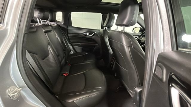 Used 2022 Jeep Compass Latitude w/ Sun and Sound Group AWD/4WD image 29