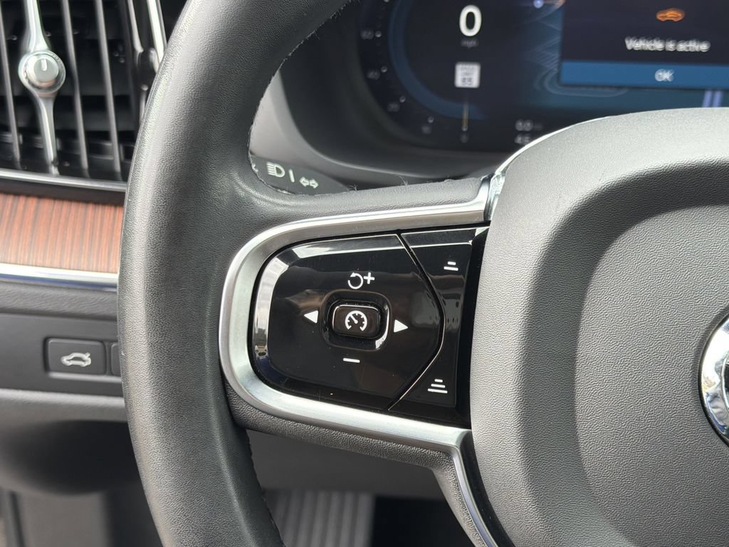 Used 2023 Volvo XC60 T8 Plus AWD/4WD image 26