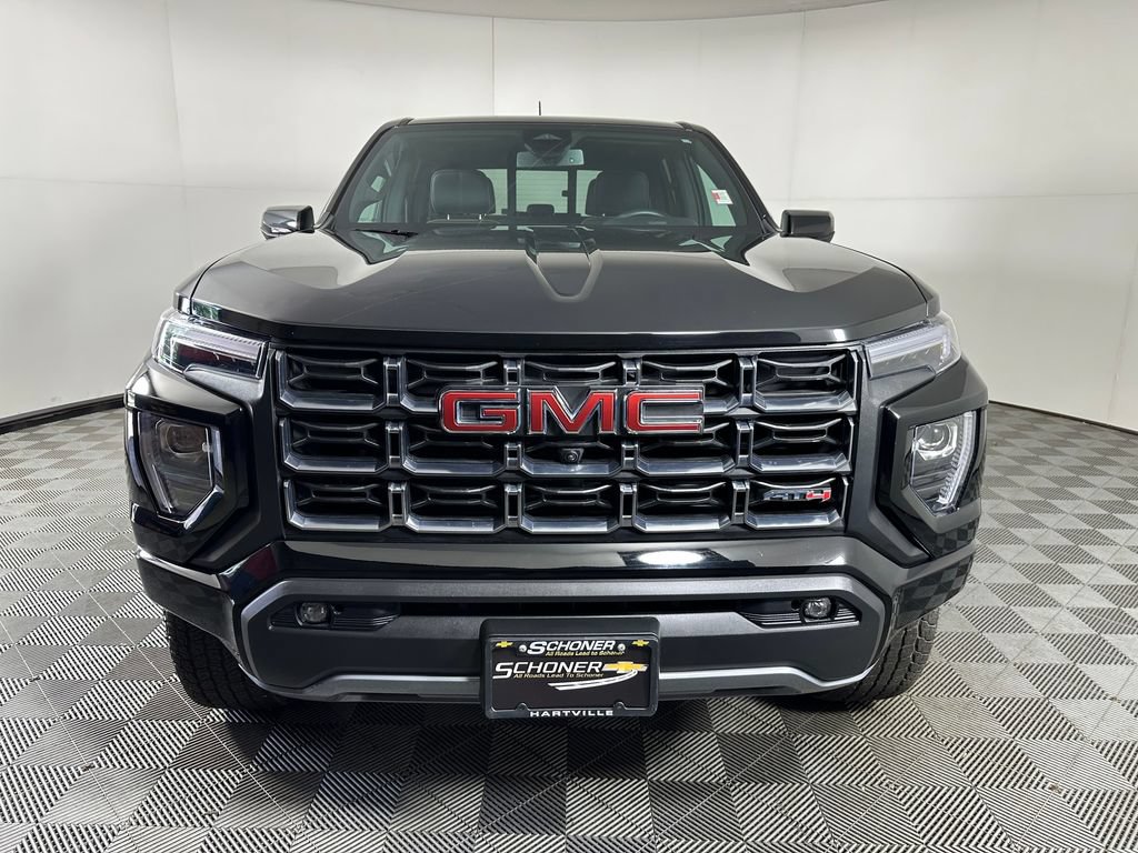Used 2024 GMC Canyon AT4 w/ Technology Package AWD/4WD image 8