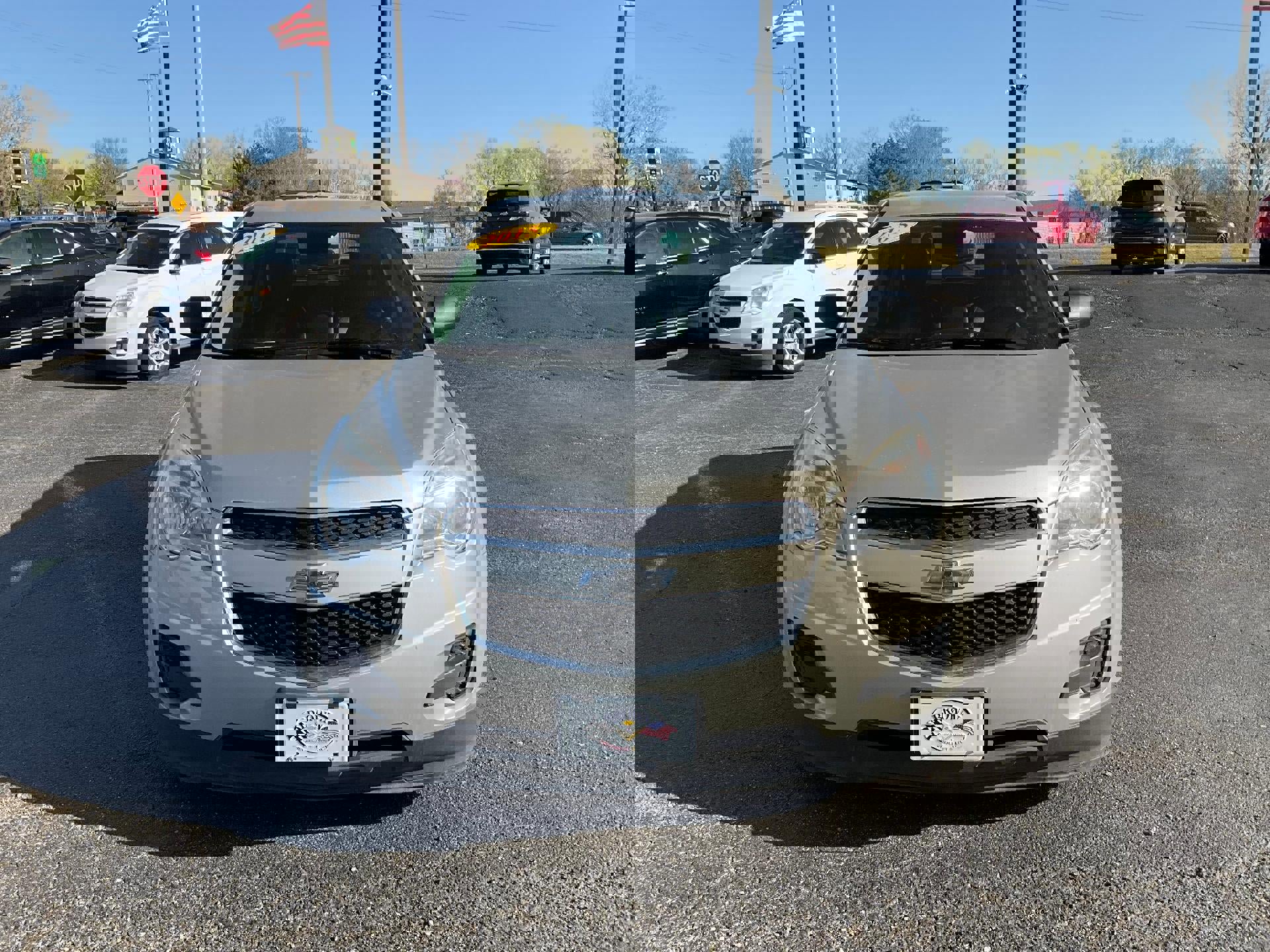 Used 2015 Chevrolet Equinox LS FWD image 2