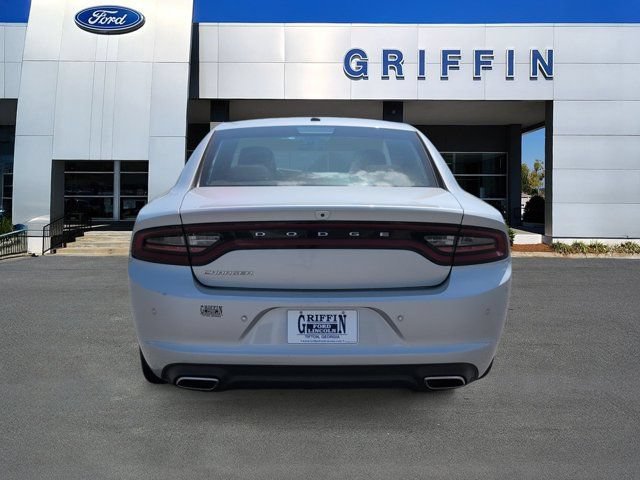 Used 2022 Dodge Charger SXT RWD image 8