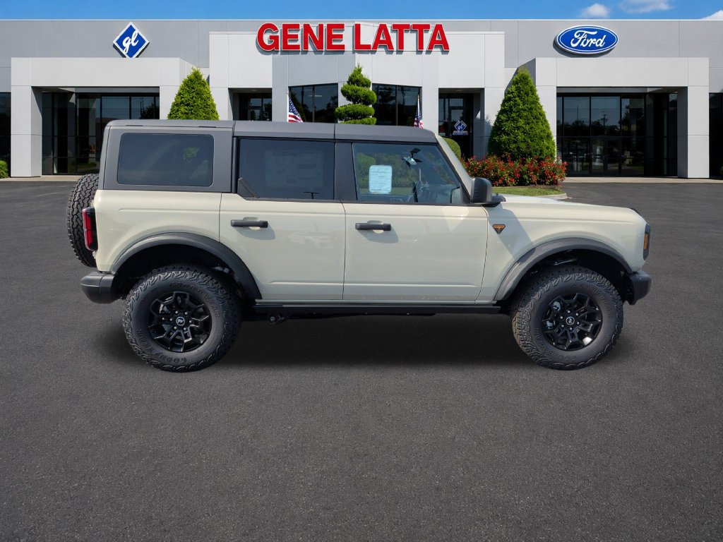 New 2026 Ford Bronco Badlands AWD/4WD image 8