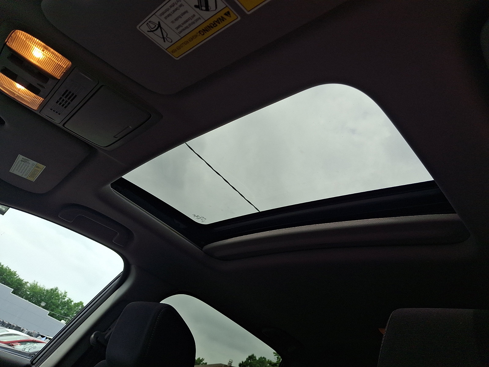 Used 2018 Honda CR-V EX image 15