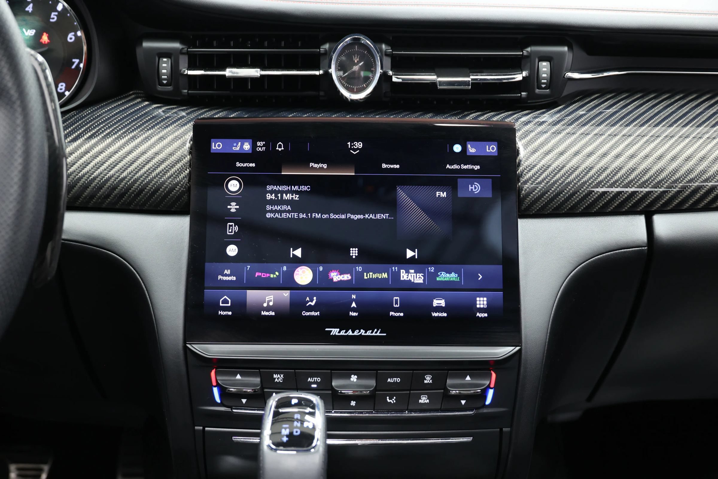 Used 2022 Maserati Quattroporte Trofeo RWD image 32