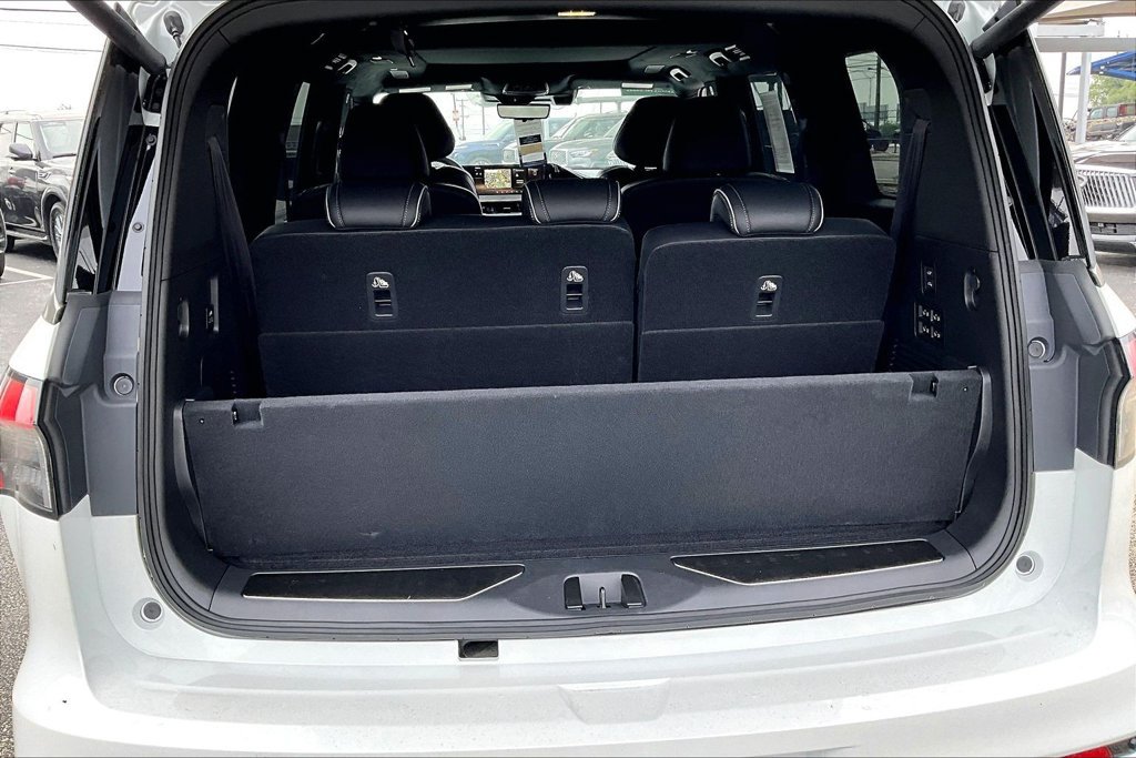 Used 2026 INFINITI QX80 Autograph w/ Premium Cargo Package AWD/4WD image 50