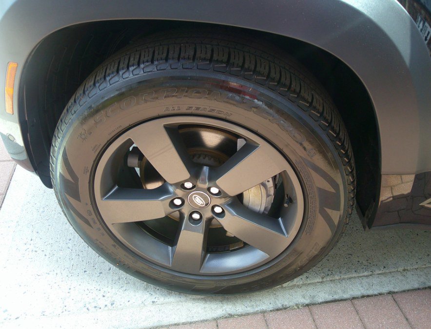 Used 2023 Land Rover Defender 130 X-Dynamic SE image 51