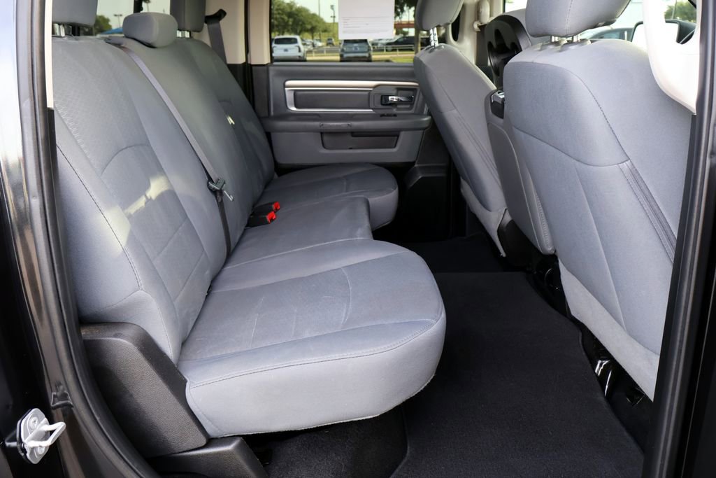 Used 2019 RAM 1500 Classic SLT AWD/4WD image 23