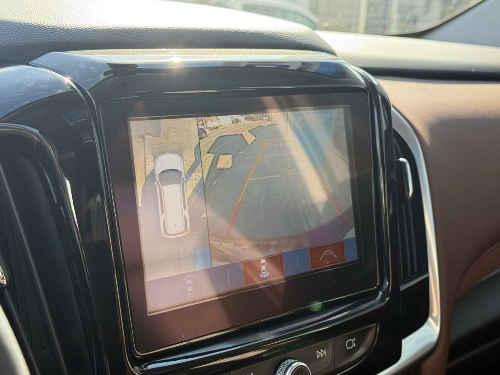 Certified 2018 Chevrolet Traverse High Country image 18