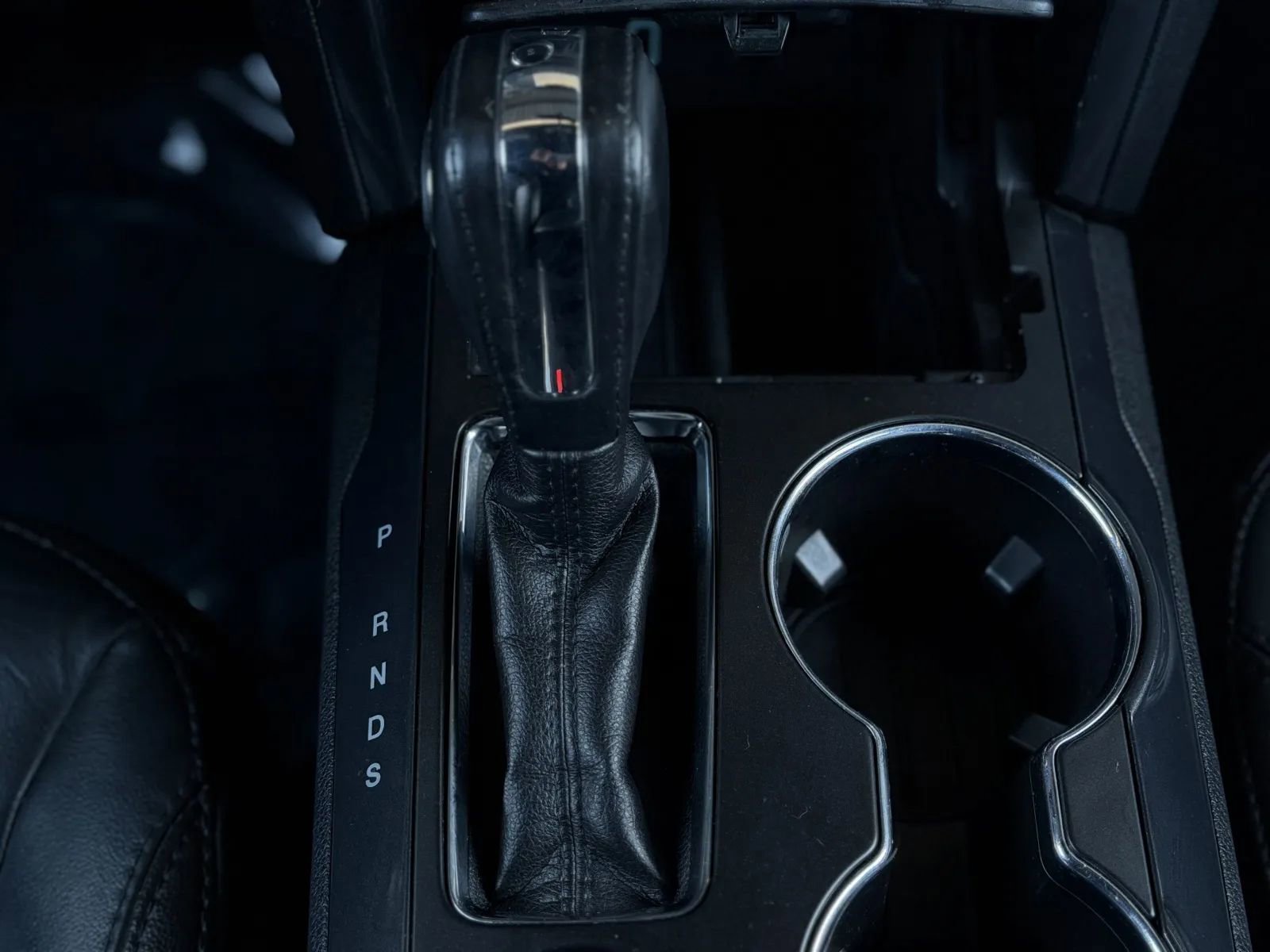 Used 2018 Ford Explorer XLT w/ Equipment Group 202A image 36