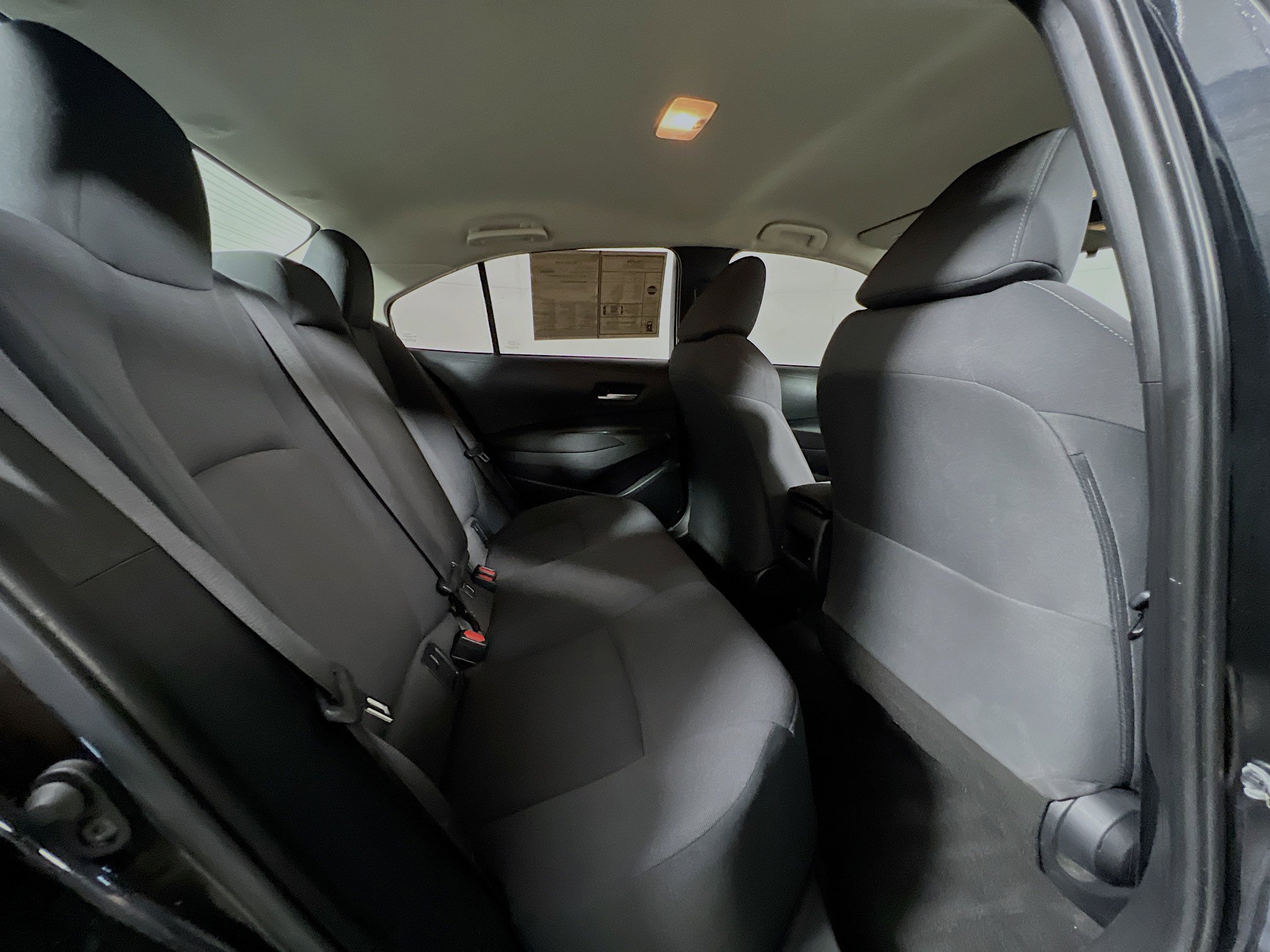 Used 2021 Toyota Corolla LE image 33