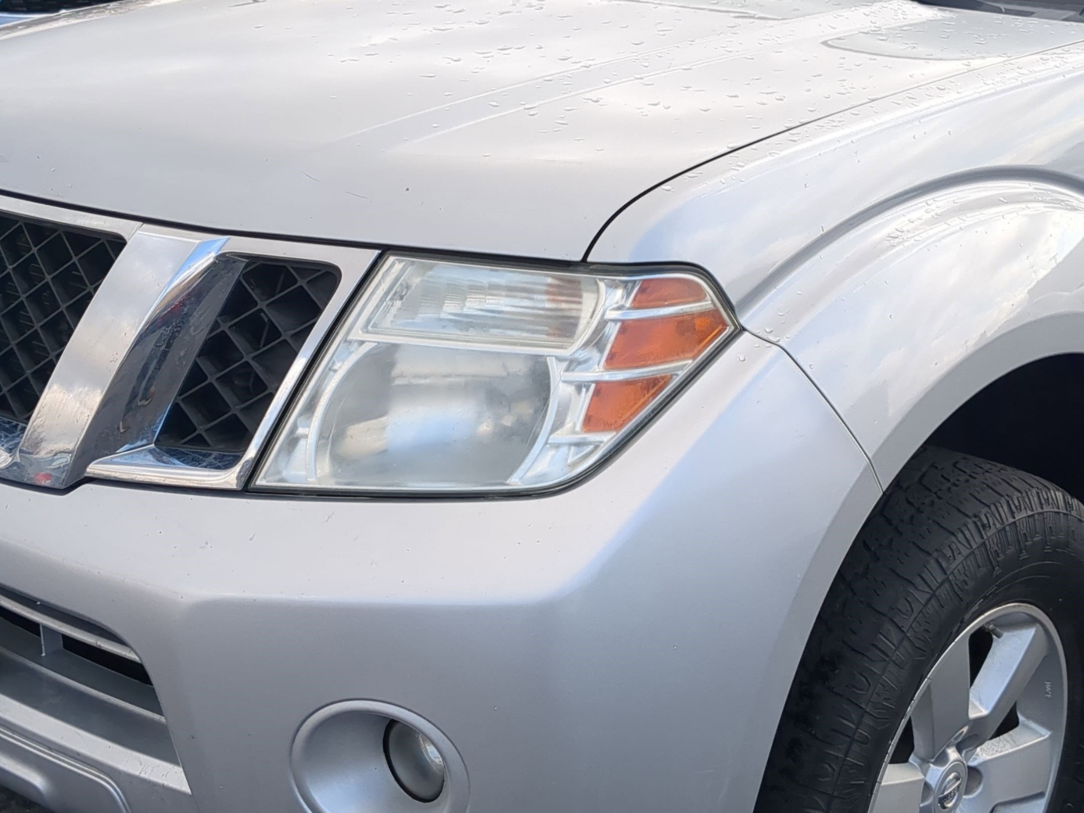 Used 2011 Nissan Pathfinder SV w/ Protection Pkg image 12