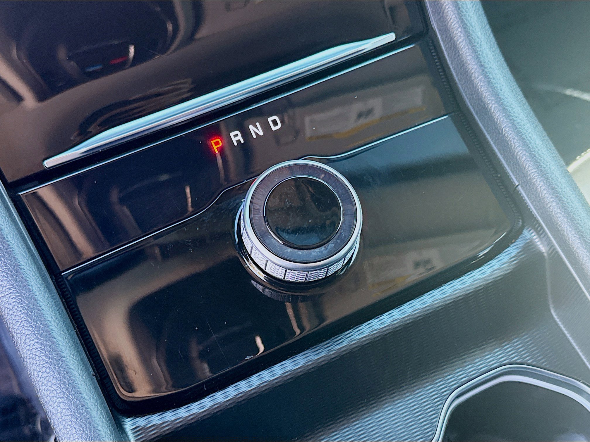 Used 2024 Jeep Grand Cherokee Limited w/ Black Appearance Package image 16