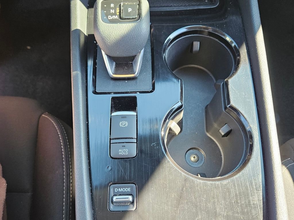 Used 2024 Nissan Rogue S image 18